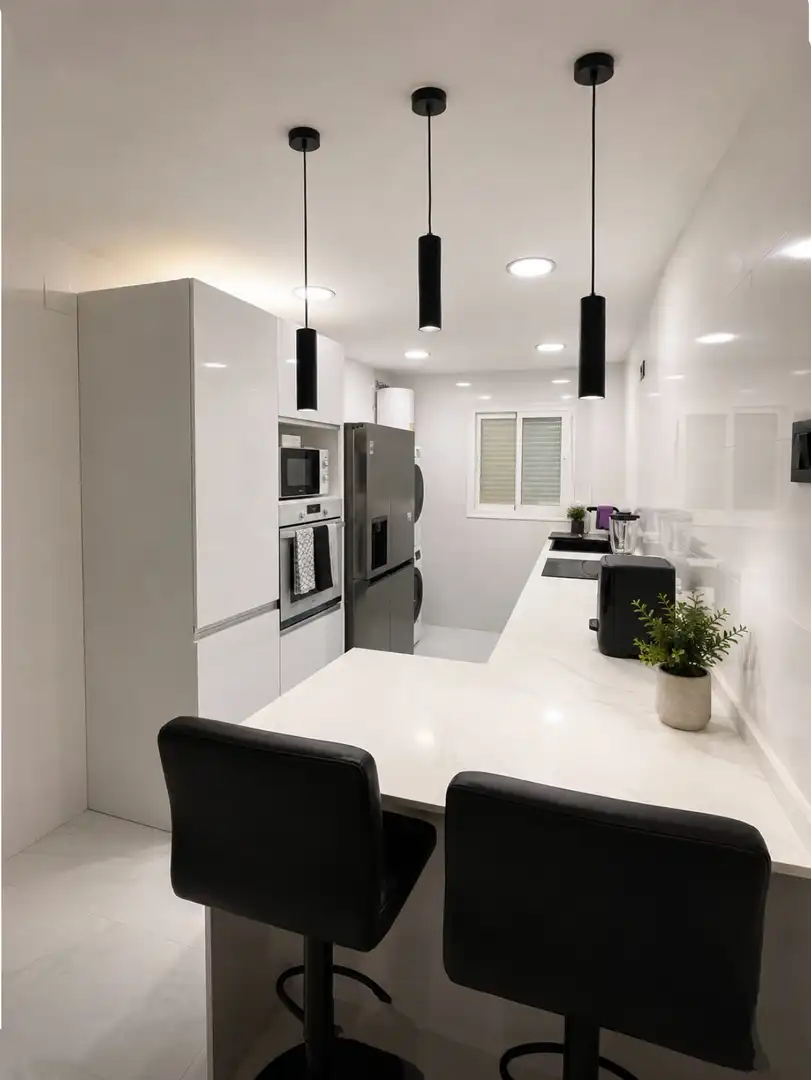 Wohnung zum Verkauf in Urbanizacion UR1, 66, Centro Küche von Wohnung zum Verkauf in Alhaurín El Grande mit Klimaanlage, Privatgarten und Schwimmbad