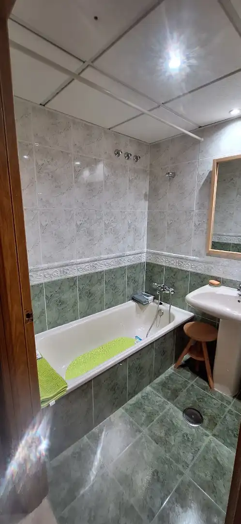 Piso de alquiler en Paseo Condes de Barcelona, 12, Maria Auxiliadora - Barriada de Llera Baño de Piso de alquiler en Badajoz con Aire acondicionado, Calefacción y Terraza