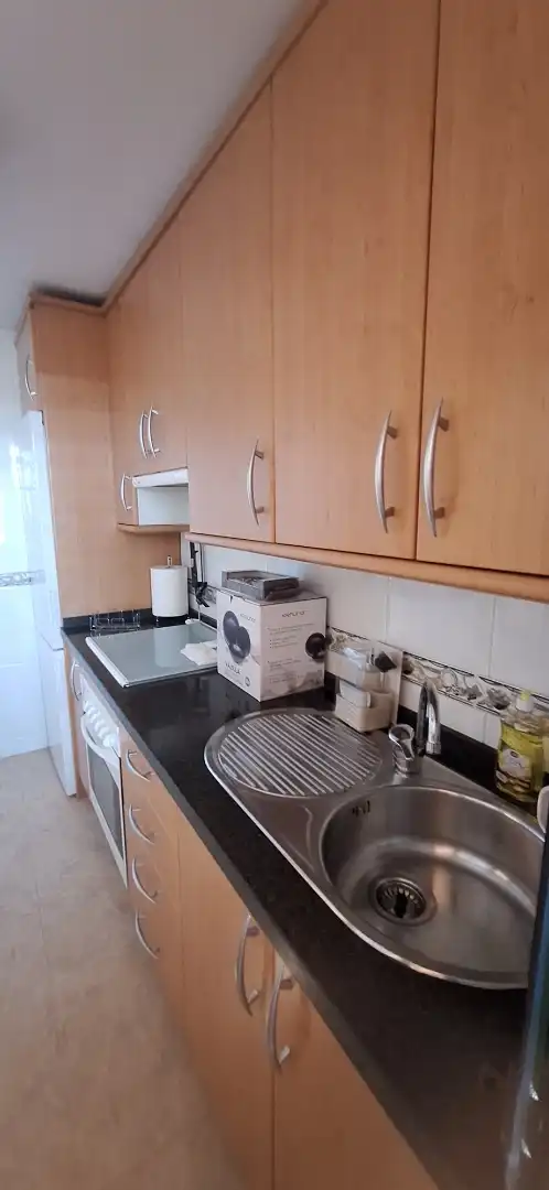 Piso de alquiler en Paseo Condes de Barcelona, 12, Maria Auxiliadora - Barriada de Llera Cocina de Piso de alquiler en Badajoz con Aire acondicionado, Calefacción y Terraza