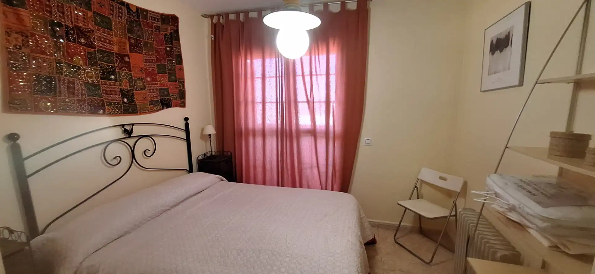 Piso de alquiler en Paseo Condes de Barcelona, 12, Maria Auxiliadora - Barriada de Llera Habitación de Piso de alquiler en Badajoz con Aire acondicionado, Calefacción y Terraza
