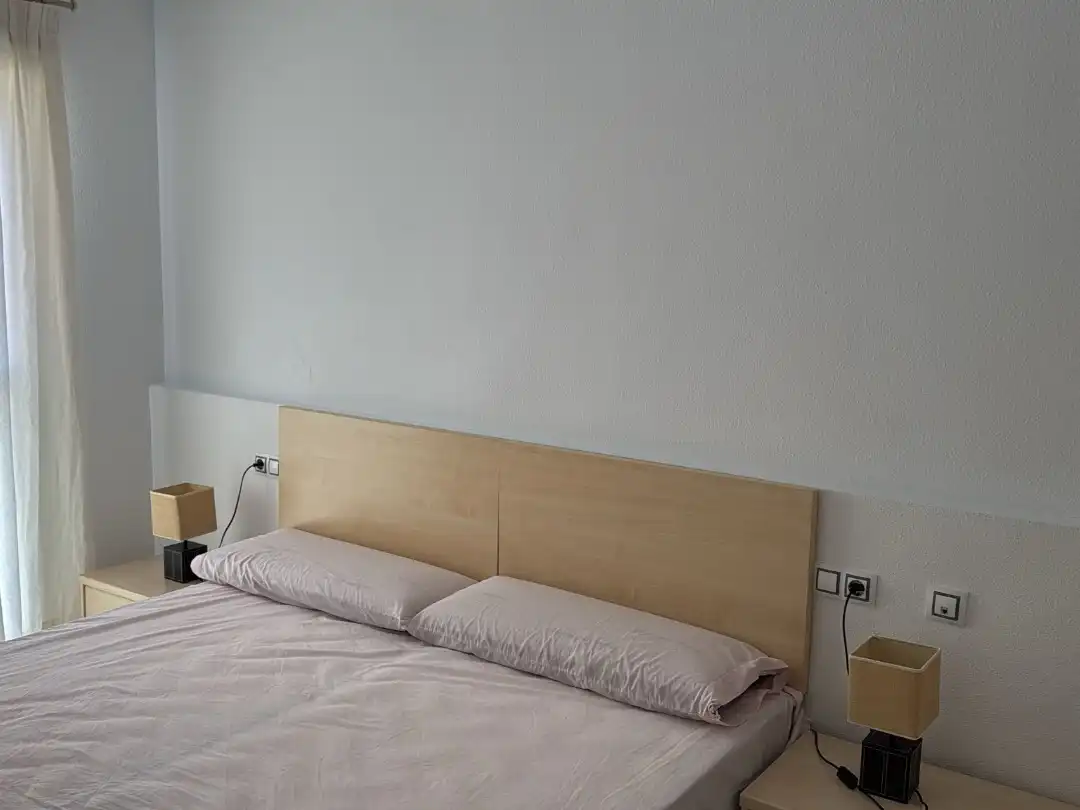 Habitación de Apartamento en venta en Benidorm con Aire acondicionado, Terraza y Piscina
