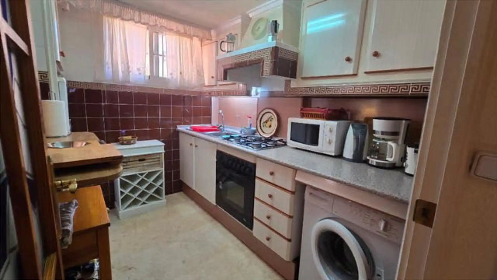 Houses for sale in Punta Prima Kitchen of Houses for sale in Torrevieja with Terrace and Swimming Pool