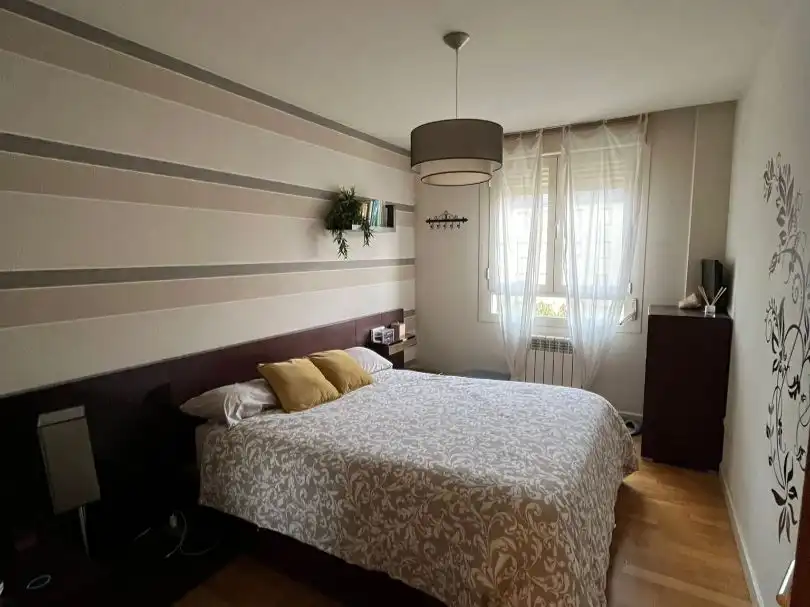 Piso de alquiler en Calle Marqués de Larios, 46, Cascajos - Piqueras Habitación de Piso de alquiler en Logroño con Aire acondicionado, Calefacción y Piscina