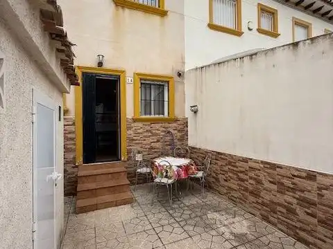 Casa adosada en venta en Calle Torre, 9, Zeniamar - Horizonte - La Campana Terraza de Casa adosada en venta en Orihuela con Aire acondicionado, Jardín privado y Terraza