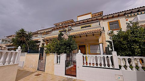 Casa adosada en venta en Calle Torre, 9, Zeniamar - Horizonte - La Campana, Orihuela - imagen 2 Foto 2 de Casa adosada en venta en Calle Torre, 9, Zeniamar - Horizonte - La Campana, Orihuela
