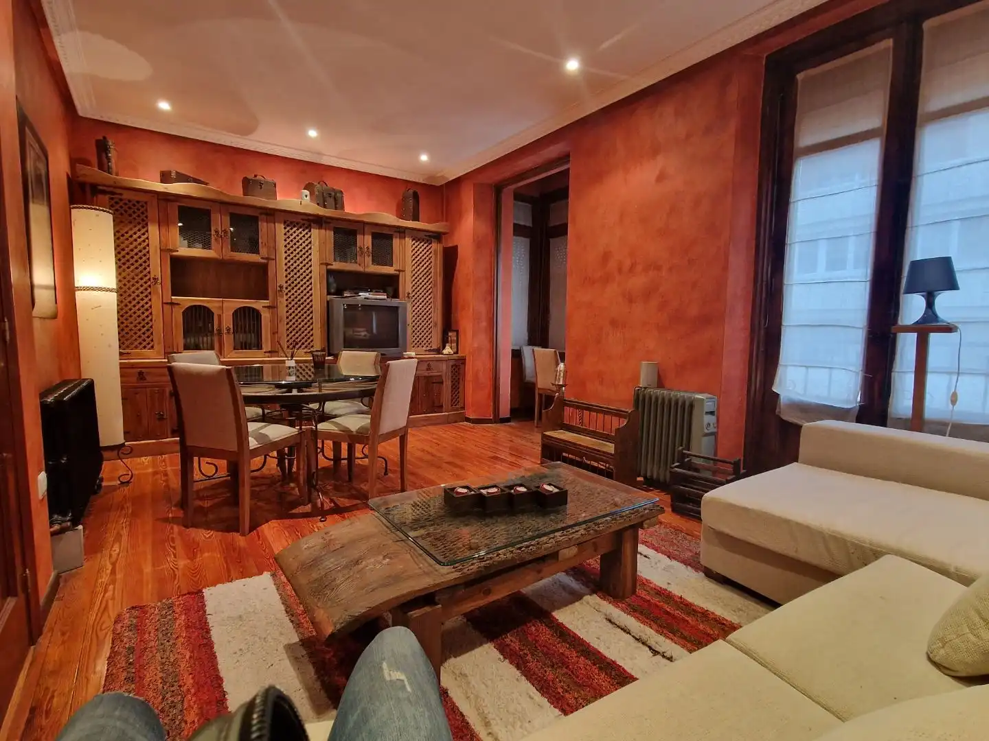 Flat for rent in Calle Ramiro Valbuena, 6, Centro Ciudad Living room of Flat for rent in León Capital with Air Conditioner, Heating and Parquet flooring