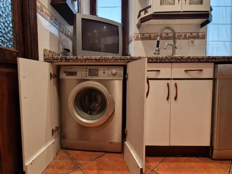 Flat for rent in Calle Ramiro Valbuena, 6, Centro Ciudad Kitchen of Flat for rent in León Capital with Air Conditioner, Heating and Parquet flooring