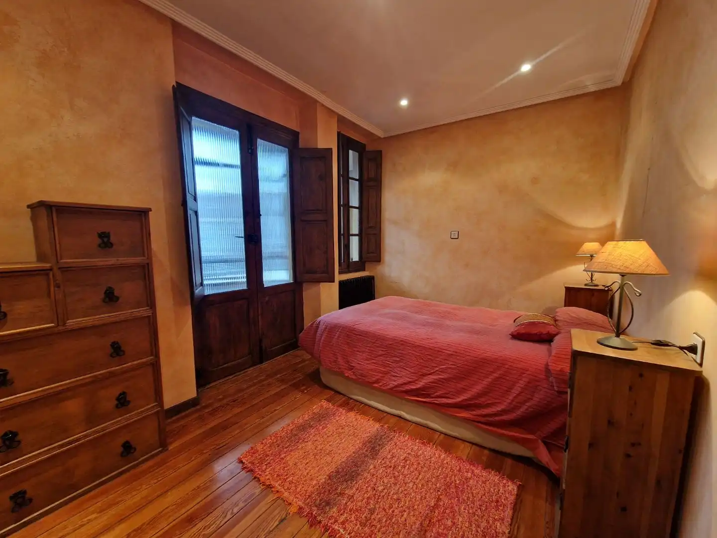 Flat for rent in Calle Ramiro Valbuena, 6, Centro Ciudad Bedroom of Flat for rent in León Capital with Air Conditioner, Heating and Parquet flooring