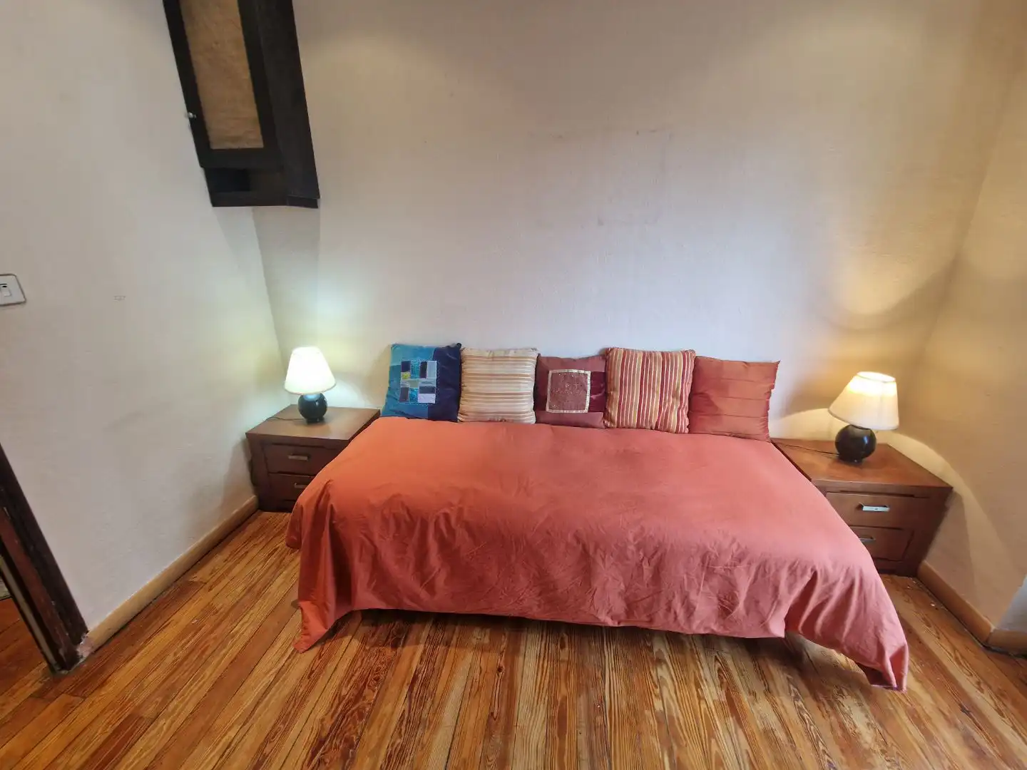 Flat for rent in Calle Ramiro Valbuena, 6, Centro Ciudad Bedroom of Flat for rent in León Capital with Air Conditioner, Heating and Parquet flooring