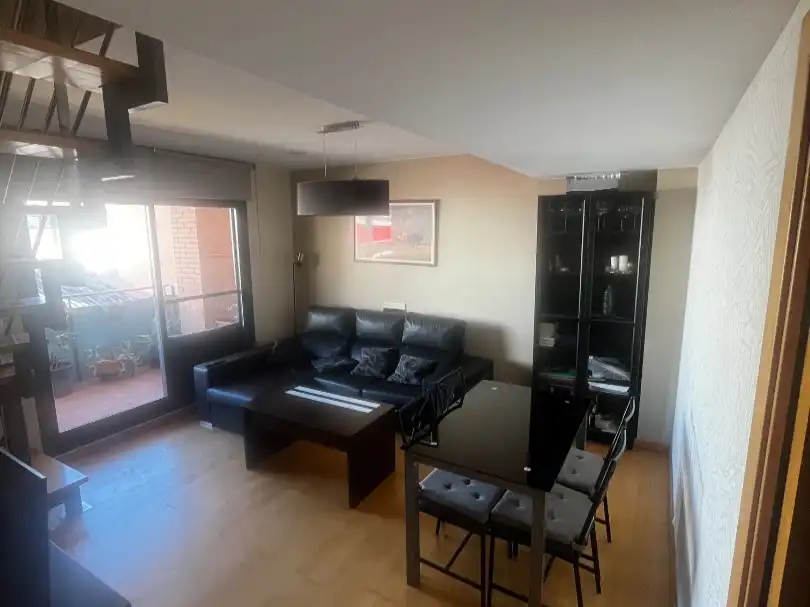 Living room of Flat for rent in  Zaragoza Capital  with Air Conditioner, Terrace and Balcony