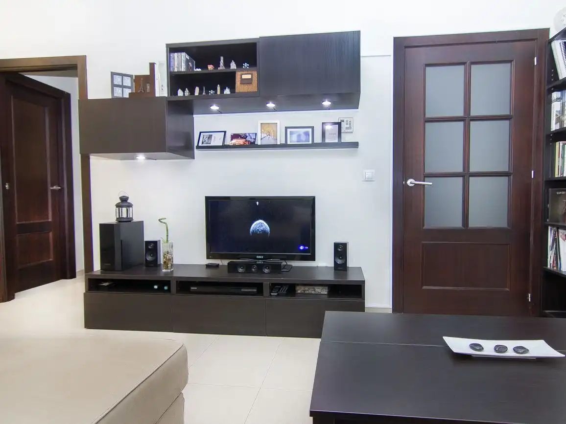 Flat for rent in Avenida del Parque, 13, El Valle Living room of Flat for rent in Lucena with Air Conditioner, Heating and Private garden