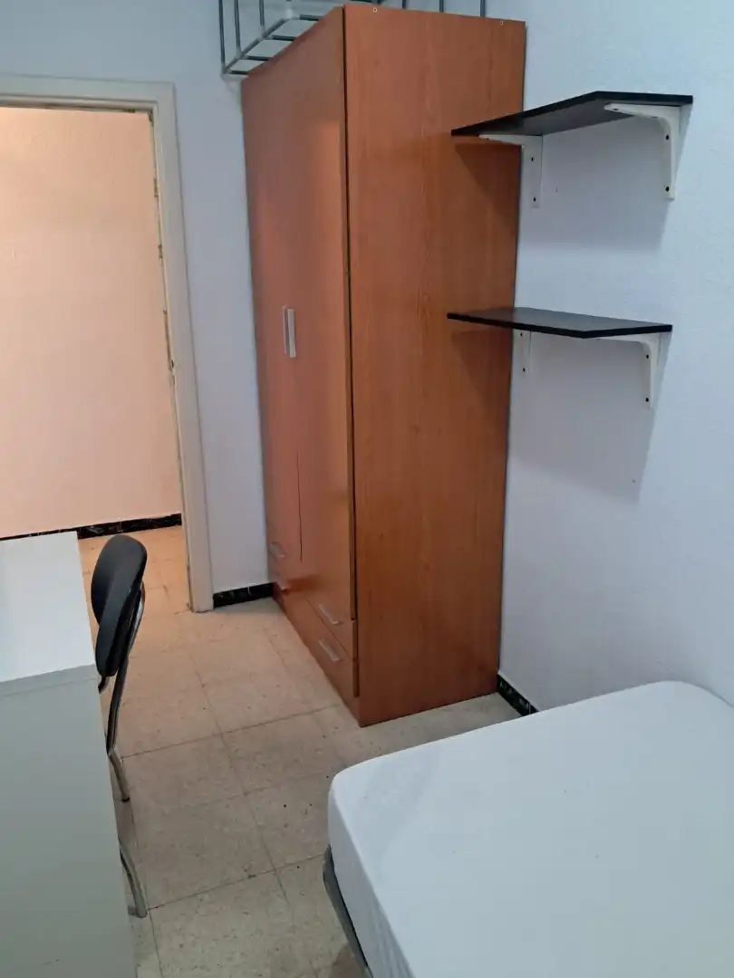 Flat for rent in San Vicente de Paul, 22, Triana Oeste