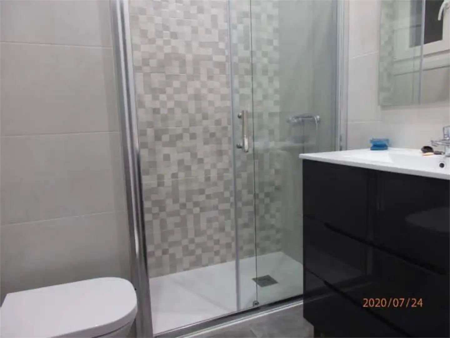Badezimmer von Wohnung zur Miete in Bilbao  mit Heizung, Privatgarten und Terrasse