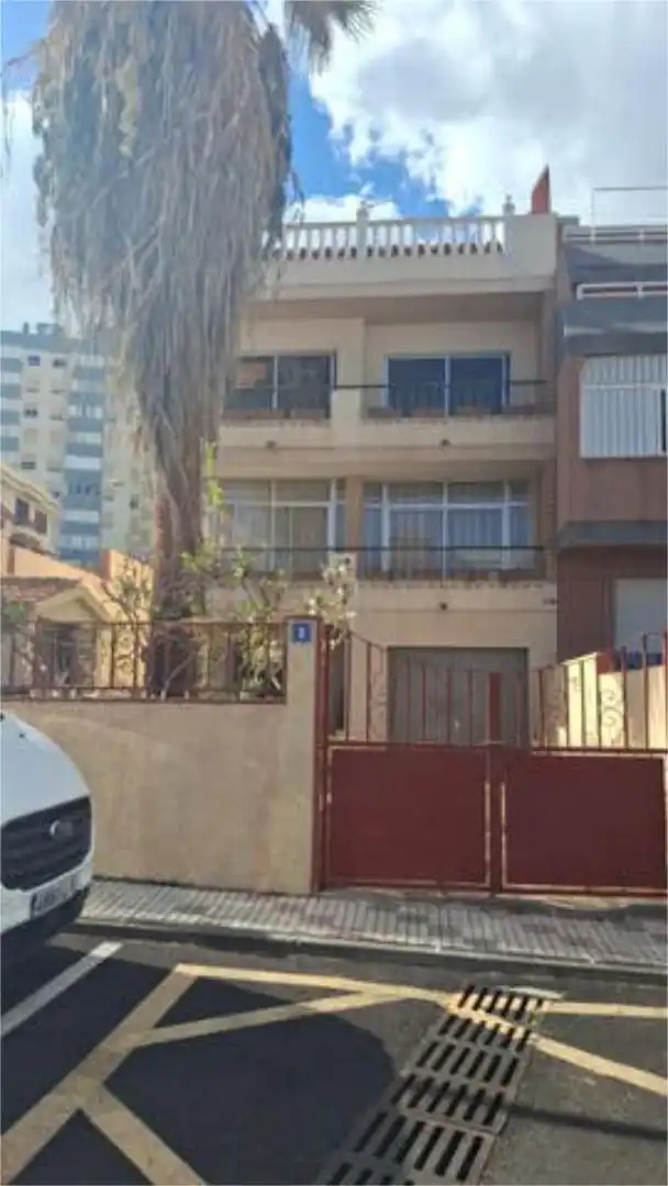 Vista exterior de Casa adosada en venta en Santa Cruz de Tenerife
