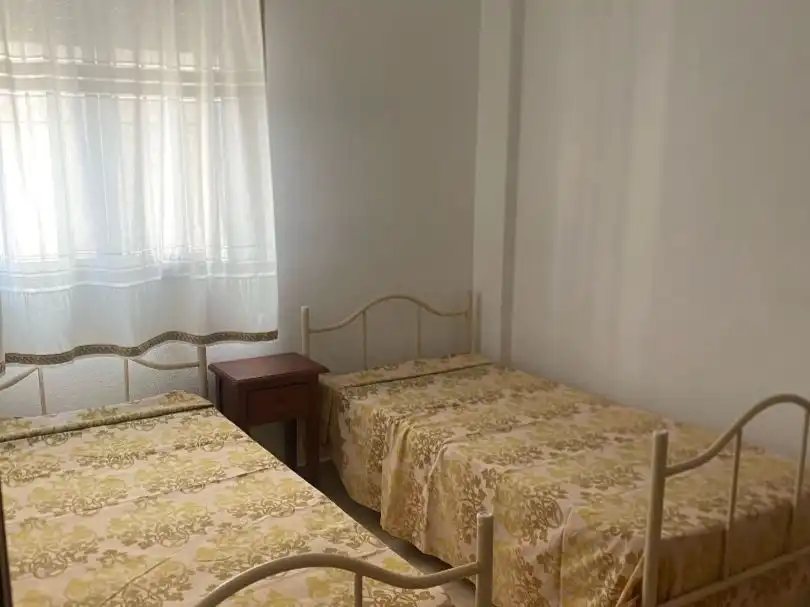 Piso de alquiler en Alameda de Capuchinos, 50, El Ejido Habitación de Piso de alquiler en Málaga con Amueblado