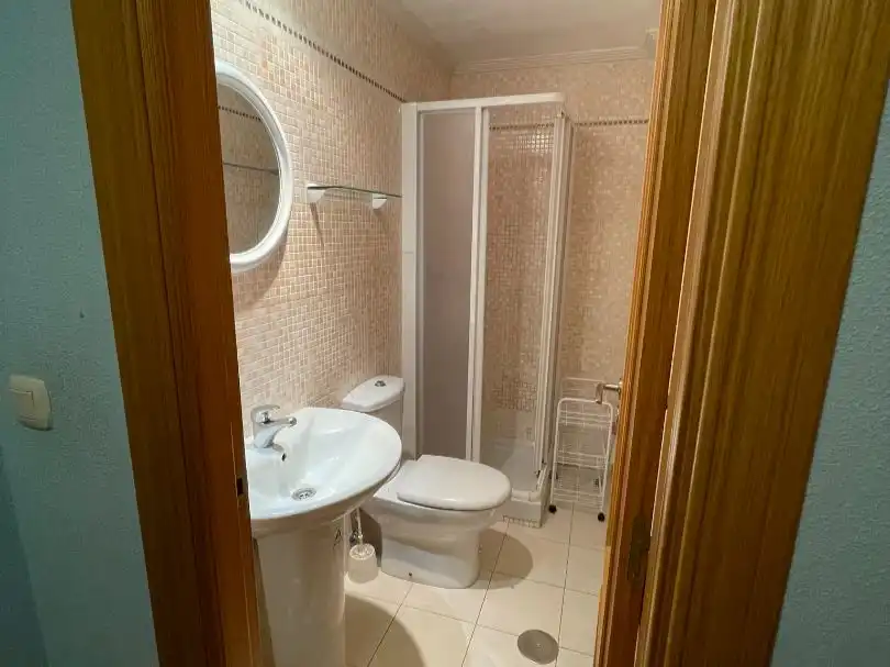 Wohnung zum Verkauf in Calle Alonso de Ercilla, 7, Avenida de Madrid Badezimmer von Wohnung zum Verkauf in Palencia mit Heizung, Abstellraum und Möbliert