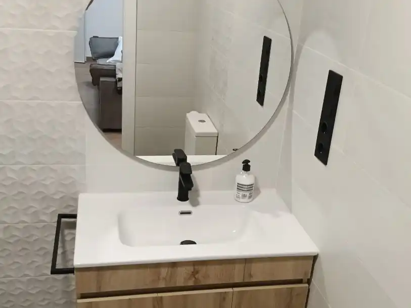 Lofts for rent in Calle Tomás Fernández, 7, Barrio de Ciudad Jardín Bathroom of Lofts for rent in Málaga with Air Conditioner, Heating and Furnished