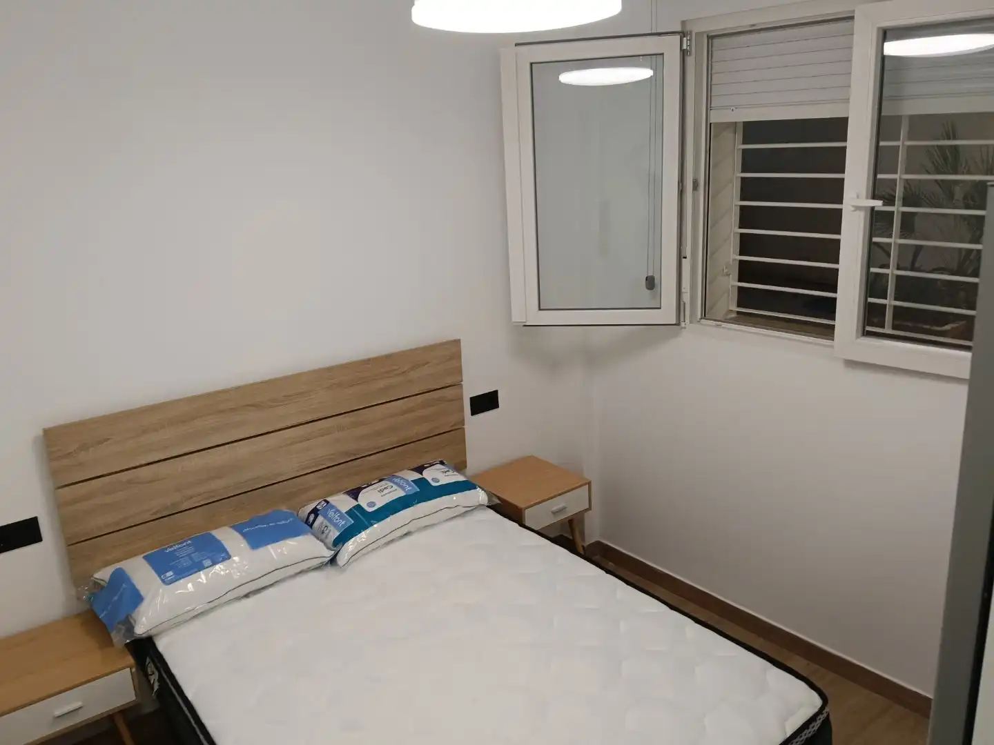 Dormitori de Loft de lloguer en Málaga amb Aire condicionat, Calefacció i Moblat