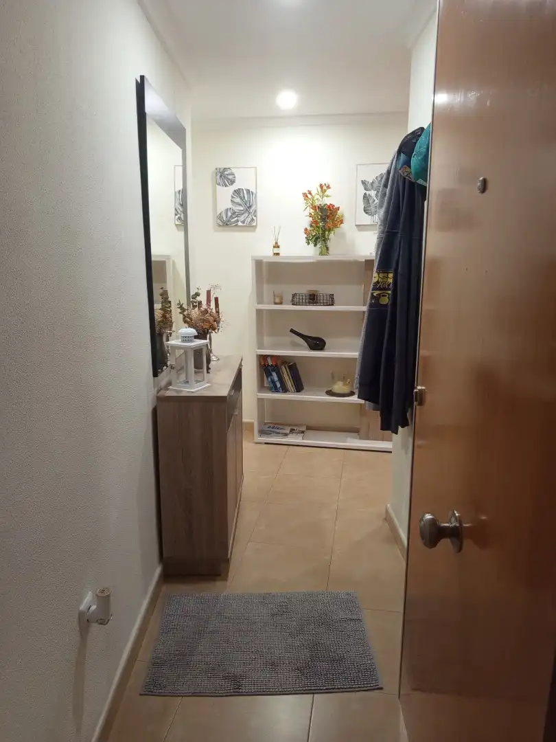 Maisonette zum Verkauf in Santa Pola mit Klimaanlage, Terrasse und Abstellraum