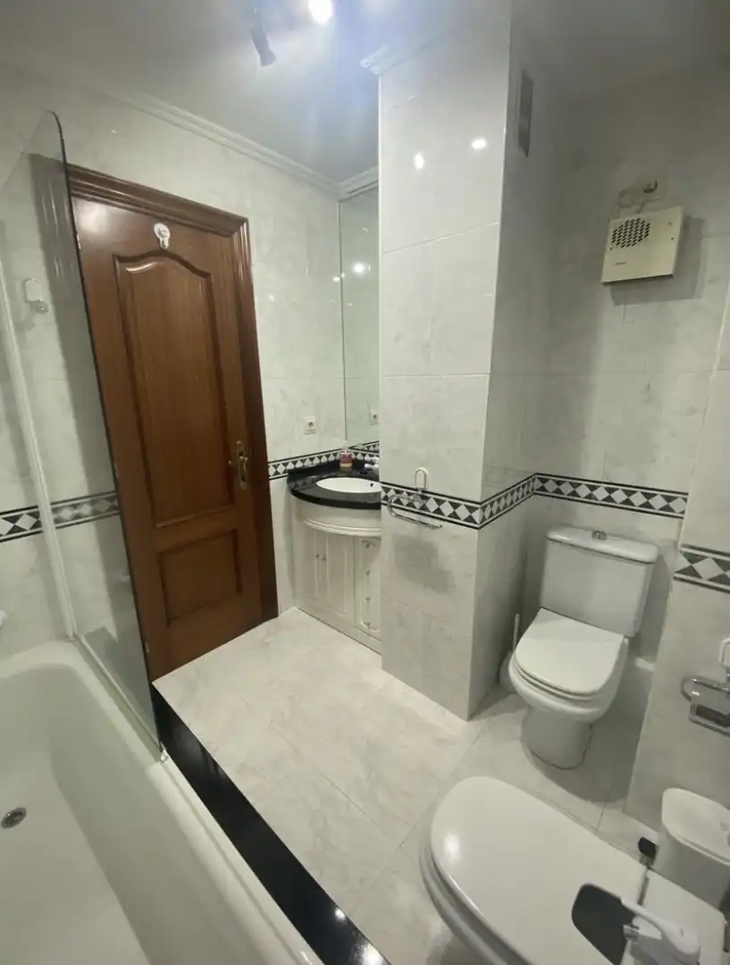 Flat for sale in Avenida Doutor Fleming, 73, Ferrol Bathroom of Flat for sale in Ferrol