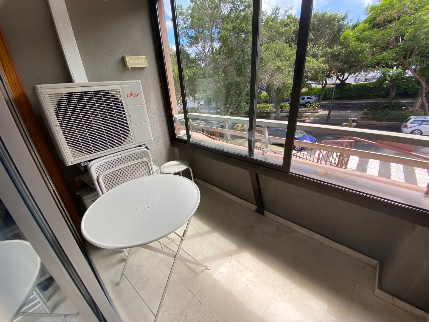 Pis de lloguer a Avenida de Benito Pérez Armas, 4, La Salle - Cuatro Torres Terrassa de Pis de lloguer en Santa Cruz de Tenerife amb Aire condicionat, Parquet i Terrassa
