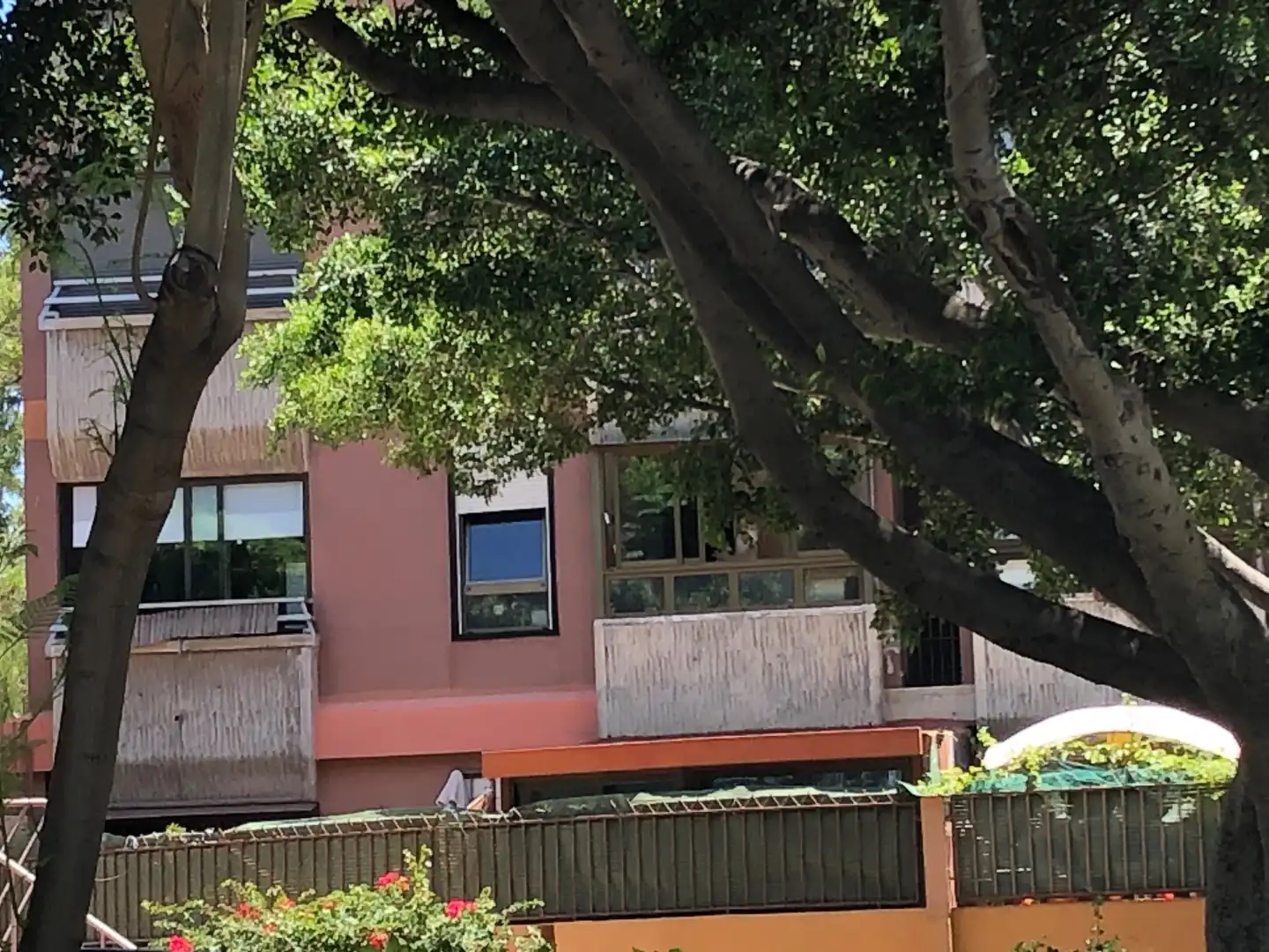 Pis de lloguer a Avenida de Benito Pérez Armas, 4, La Salle - Cuatro Torres Vista exterior de Pis de lloguer en Santa Cruz de Tenerife amb Aire condicionat, Parquet i Terrassa