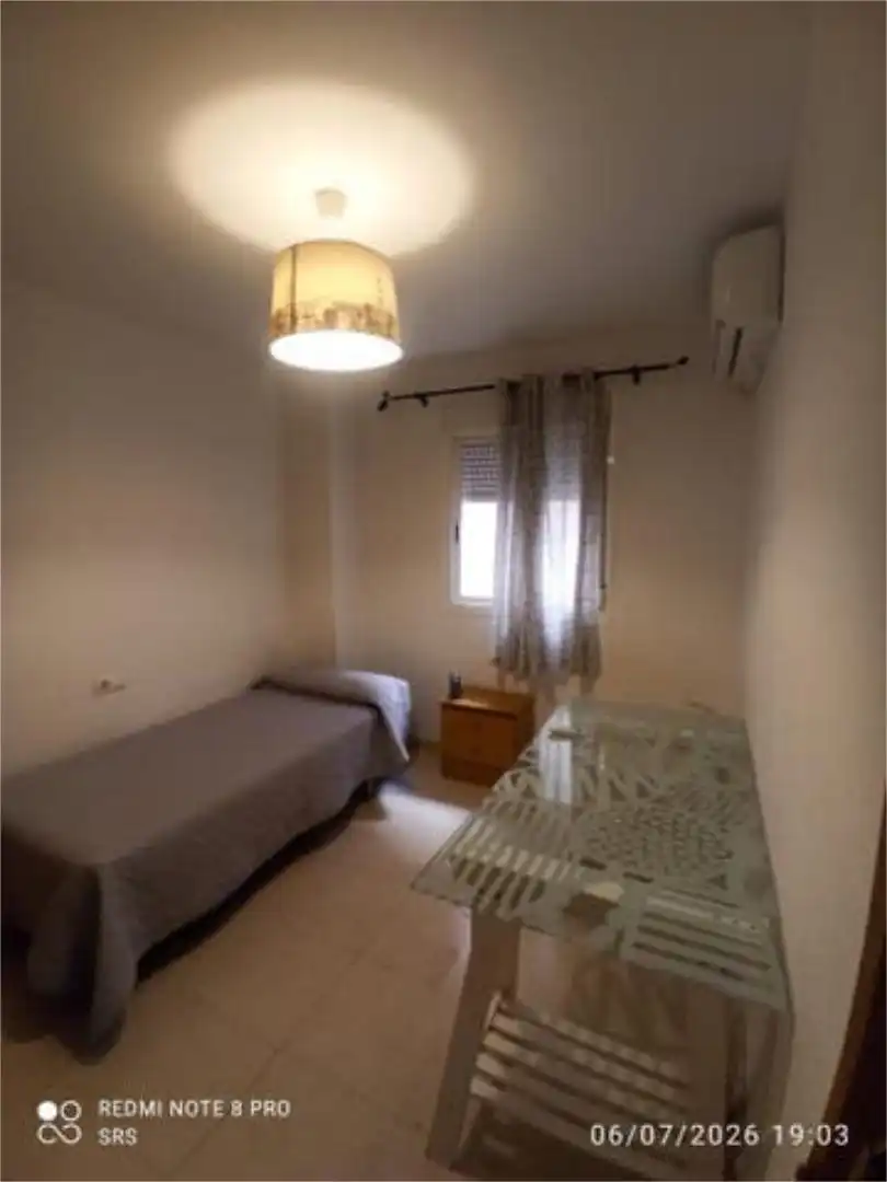 Habitación de Piso de alquiler en Málaga con Terraza