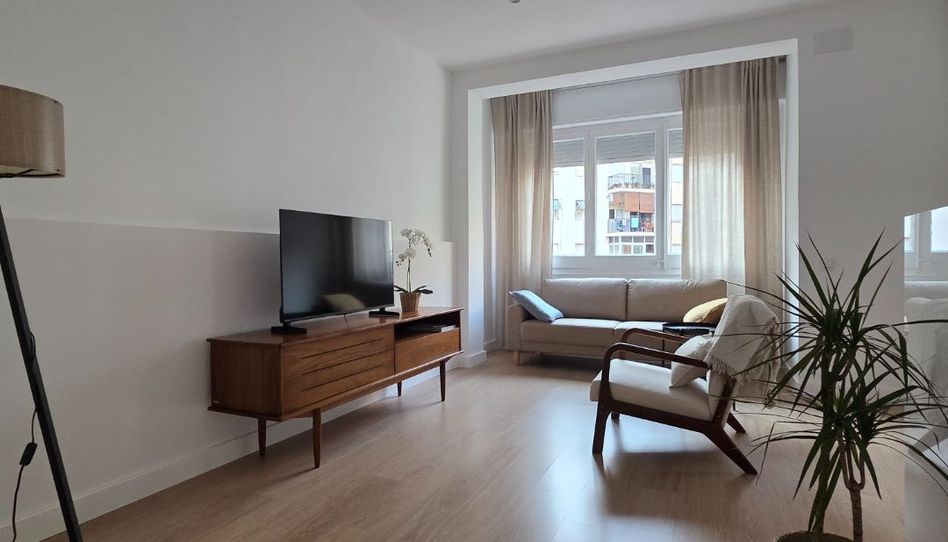Apartments for rent in Avinguda del Paral·lel, 138, Sant Antoni, Barcelona Capital - image 1 Photo 1 of Apartments for rent in Avinguda del Paral·lel, 138, Sant Antoni, Barcelona Capital