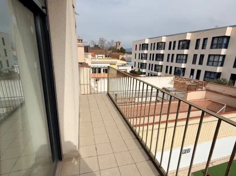 Pis en venda a Carrer de Covadonga, 265, Sabadell Terrassa de Pis en venda en Sabadell amb Aire condicionat, Terrassa i Balcó