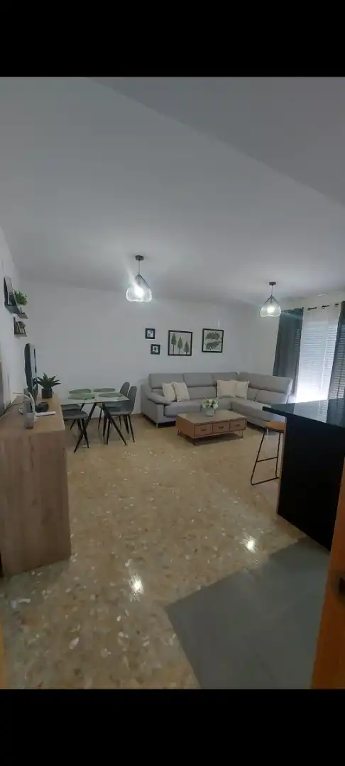 Erdgeschoss zur Miete in Calle Huelva, 20, Peligros Wohnzimmer von Erdgeschoss zur Miete in Peligros mit Klimaanlage und Balkon