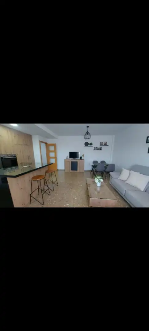 Erdgeschoss zur Miete in Calle Huelva, 20, Peligros Wohnzimmer von Erdgeschoss zur Miete in Peligros mit Klimaanlage und Balkon