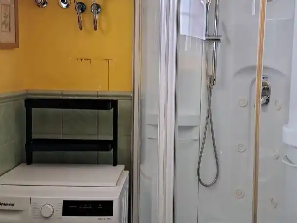 Piso de alquiler en Calle Los Jazmines, 7, San Bartolomé de Tirajana Baño de Piso de alquiler en San Bartolomé de Tirajana con Terraza y Piscina