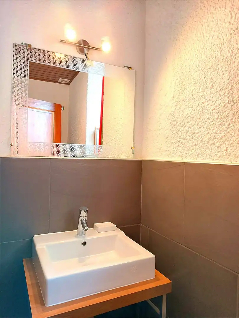 Apartments for rent in Avinguda França, 10, Puigcerdà Bathroom of Apartments for rent in Puigcerdà with Heating, Parquet flooring and Furnished