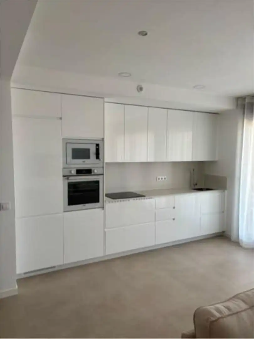 Apartament de lloguer a Centro Cuina de Apartament de lloguer en Nerja amb Calefacció, Terrassa i Piscina