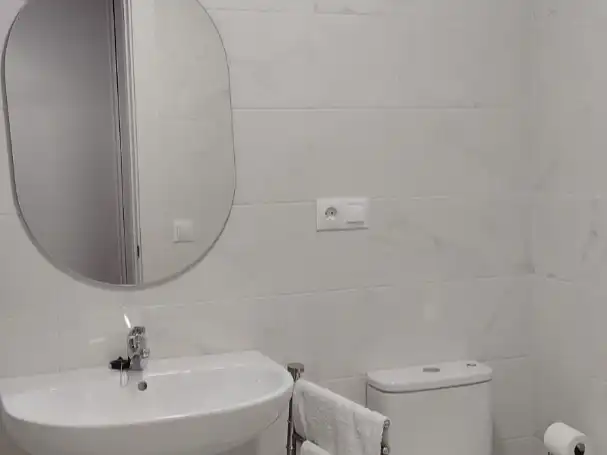 Bathroom of Flat for rent in Siero  with Heating, Parquet flooring and Storage room