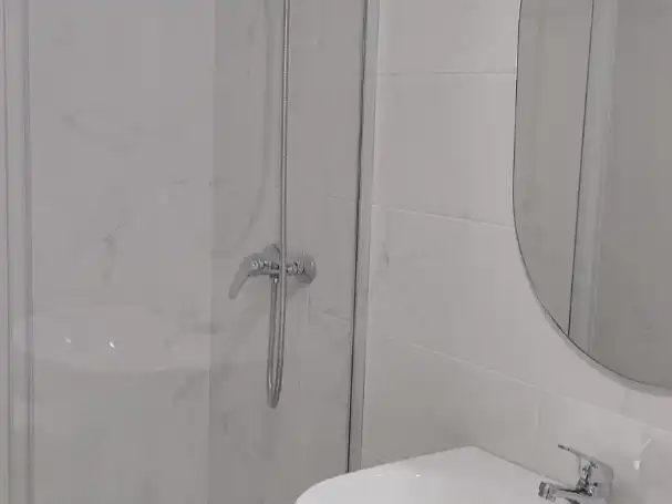 Bathroom of Flat for rent in Siero  with Heating, Parquet flooring and Storage room