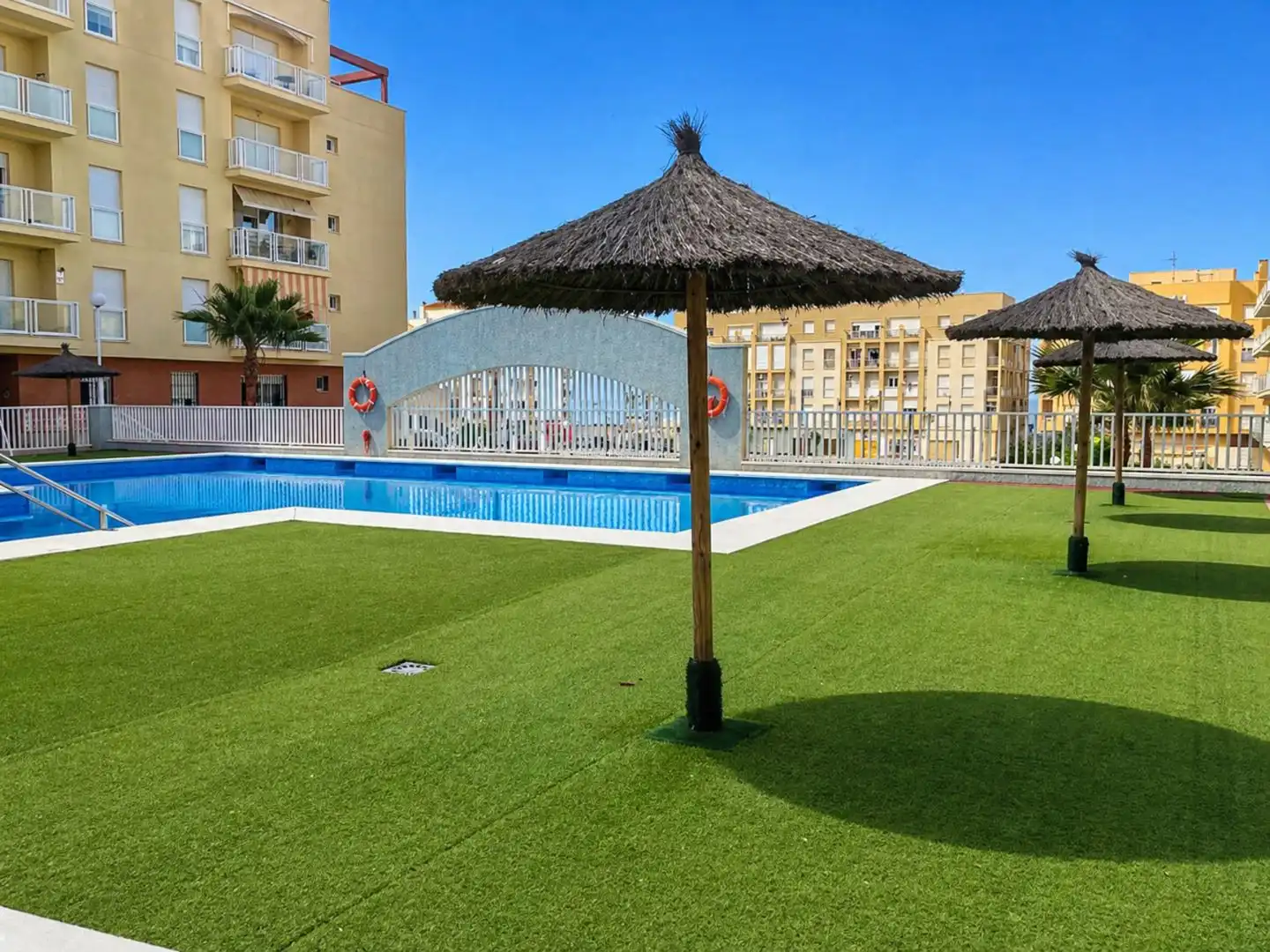 Flat for sale in Plaza Ginebra, 9, San Luis de Sabinillas Swimming pool of Flat for sale in Manilva with Terrace, Swimming Pool and Furnished