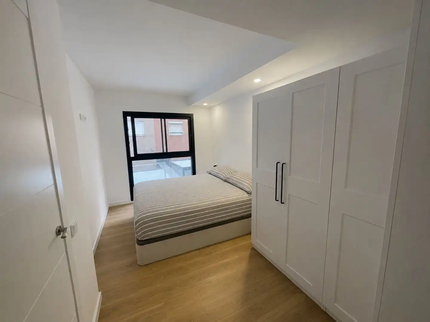 Flat for sale in Carrer de Frederic Prats, 45, Centre Bedroom of Flat for sale in L'Hospitalet de Llobregat with Air Conditioner, Heating and Parquet flooring