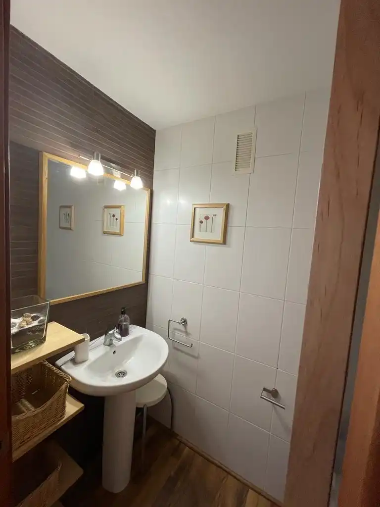 Wohnung zur Miete in Carrer el Camí, 70, Alcoy / Alcoi Badezimmer von Wohnung zur Miete in Alcoy / Alcoi mit Klimaanlage und Balkon