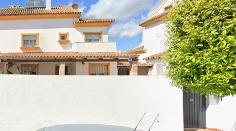 Foto 3 de Casa o chalet de alquiler en Calle del Tenis, 11, Gines, Sevilla