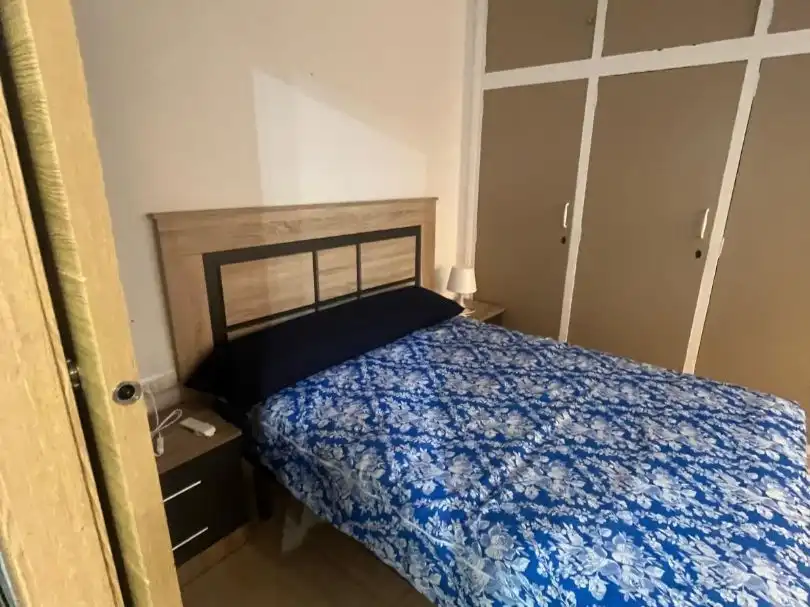Wohnung zur Miete in Calle California, 14, Ciudad Jardín - Tagarete - El Zapillo Schlafzimmer von Wohnung zur Miete in Almería mit Klimaanlage und Möbliert