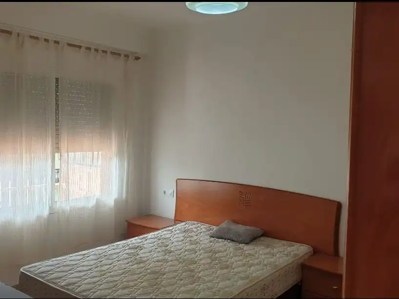 Pis de lloguer a Carrer de la Indústria, 48, El Camp d'en Grassot i Gràcia Nova Dormitori de Pis de lloguer en Barcelona Capital amb Aire condicionat, Terrassa i Balcó