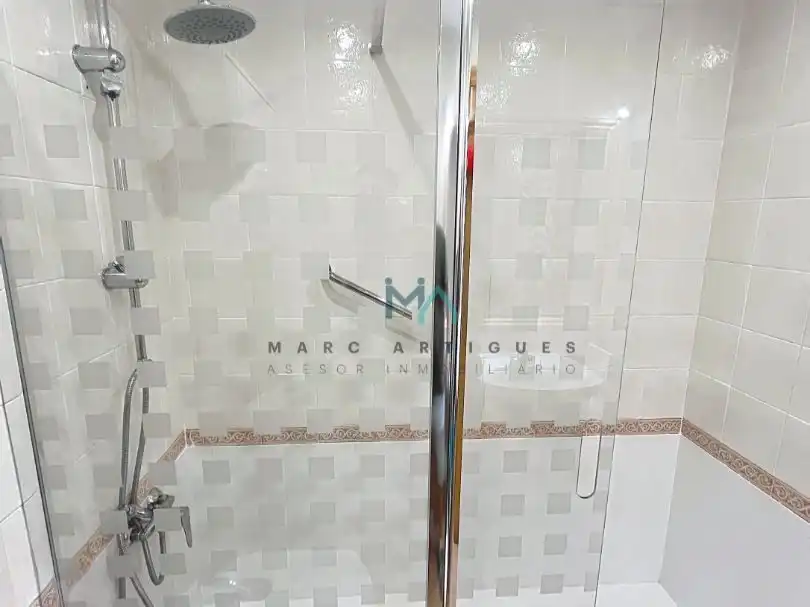Piso en venta en Carrer de Pons I Gallarza, 70, Plaça de Toros Baño de Piso en venta en Palma de Mallorca