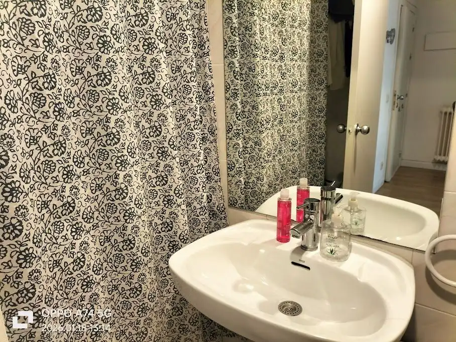 Apartments for sale in Calle del Concejo de Azpa, 11, Mendillorri Bathroom of Apartments for sale in Pamplona / Iruña with Heating, Parquet flooring and Storage room