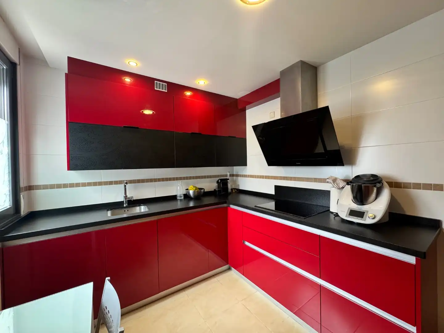 Piso en venta en Calle Comunidad de Cantabria, 36, Laguna de Duero Cocina de Piso en venta en Laguna de Duero con Aire acondicionado, Calefacción y Parquet