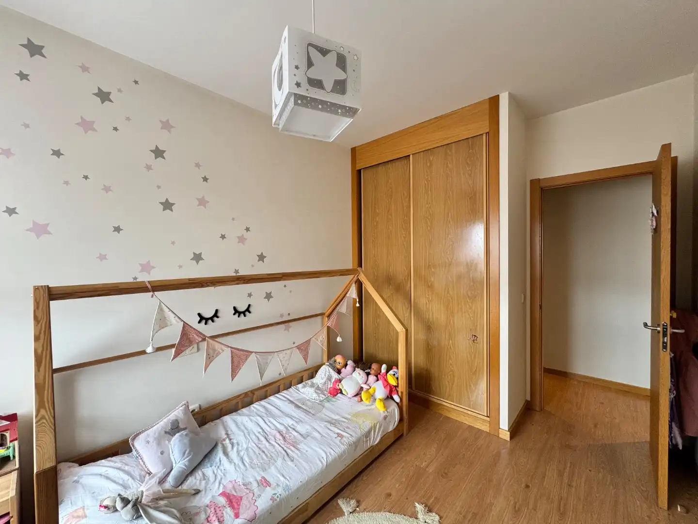 Piso en venta en Calle Comunidad de Cantabria, 36, Laguna de Duero Habitación de Piso en venta en Laguna de Duero con Aire acondicionado, Calefacción y Parquet