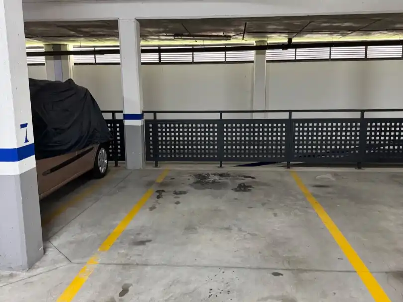 Piso en venta en Calle Comunidad de Cantabria, 36, Laguna de Duero Parking de Piso en venta en Laguna de Duero con Aire acondicionado, Calefacción y Parquet