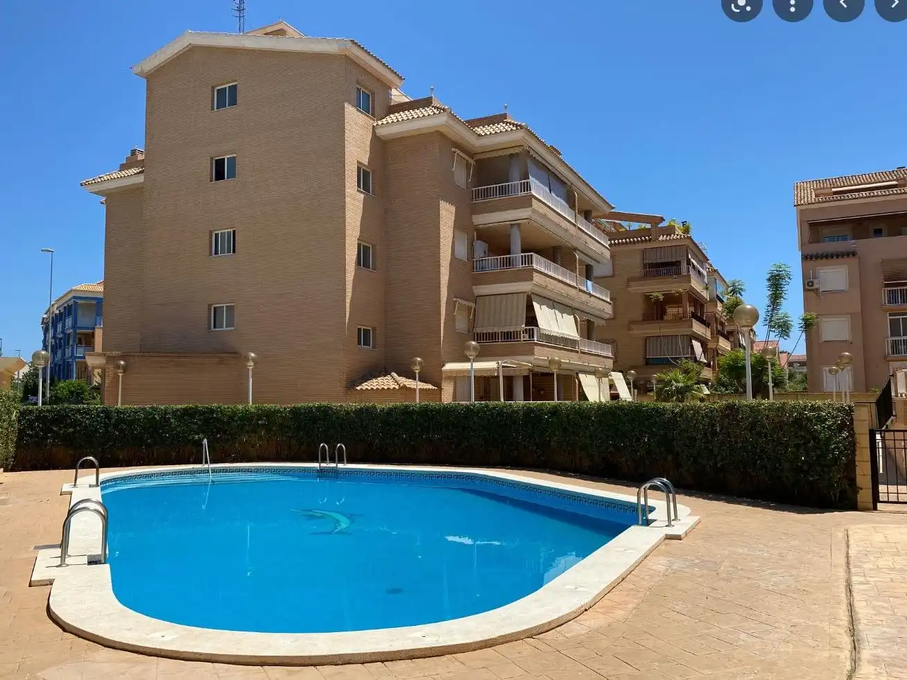 Wohnung zur Miete in Carrer Jaume I, 10, Canet d'En Berenguer Schwimmbecken von Wohnung zur Miete in Canet d'En Berenguer mit Klimaanlage, Terrasse und Schwimmbad