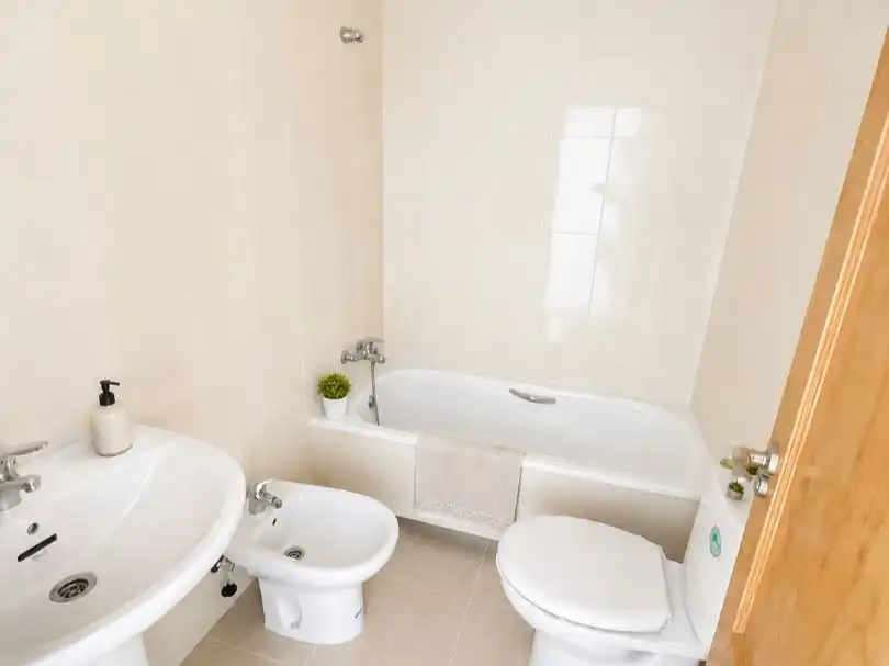Piso de alquiler en Calle Juan Antonio Quevedo, 1, San Juan de la Rambla Baño de Piso de alquiler en San Juan de la Rambla con Trastero y Parking comunitario