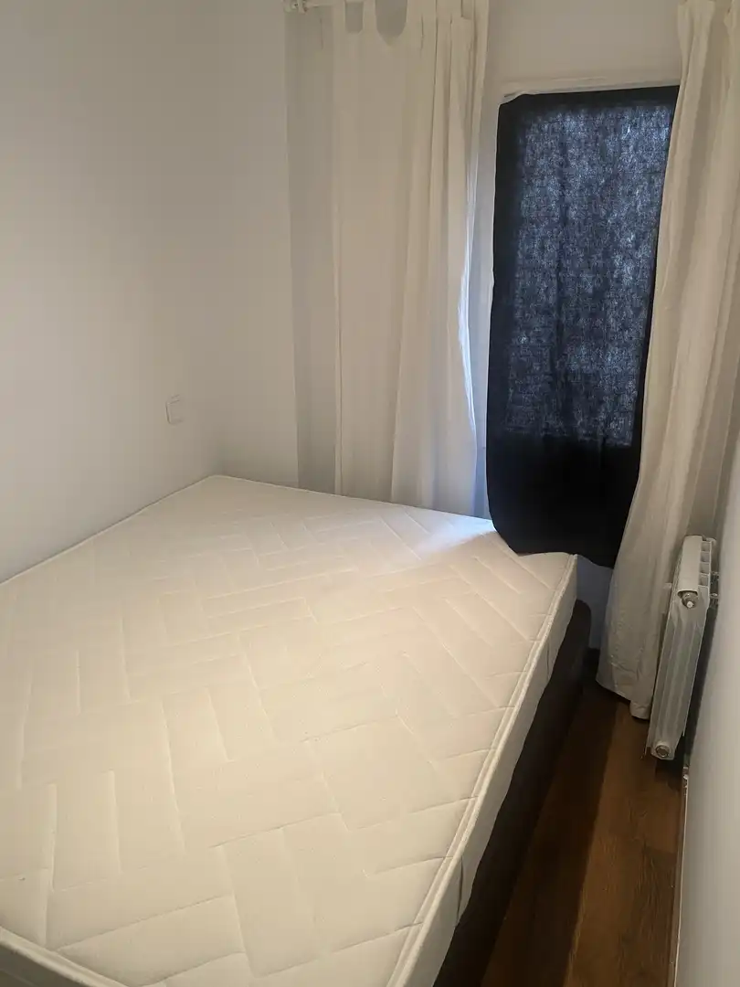 Flat for rent in Calle de Fernández de la Hoz, 37, Almagro Bedroom of Flat for rent in Madrid Capital with Air Conditioner and Balcony